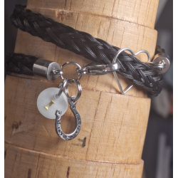 Bracelet double tour, tressage en crins qui se ferme avec un coeur en Argent