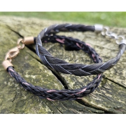 Création de bijoux en crin de cheval et poils d'animaux de compagnie